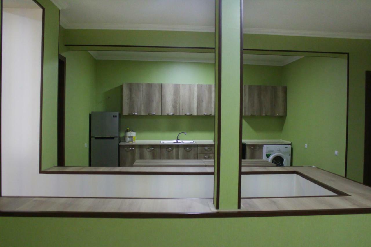 Bagration Hotell Gori Exteriör bild