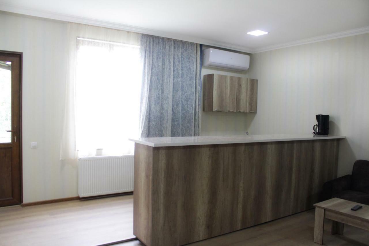 Bagration Hotell Gori Exteriör bild