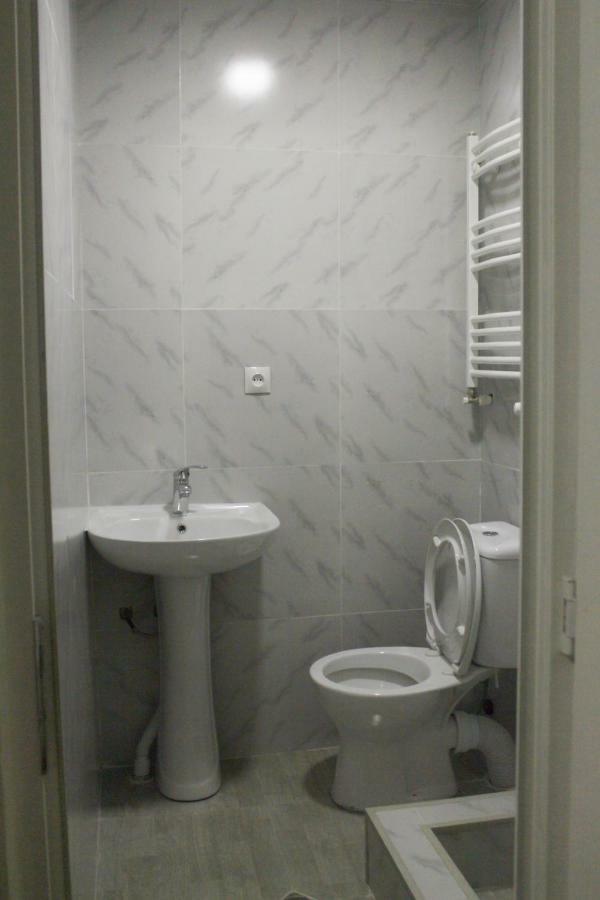 Bagration Hotell Gori Exteriör bild
